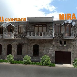 Hotel Mira